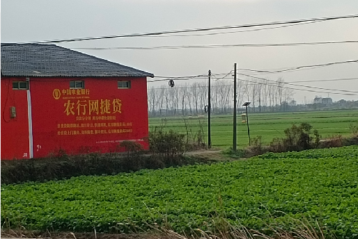 台前如何防止墙体广告褪色呢？